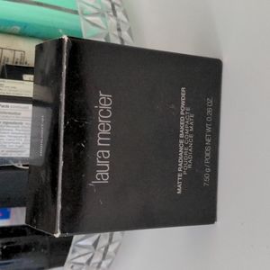 Laura Mercier Matte Radiance Baked Powder 7.50 g /POIDS NET WT.0.26 0Z..